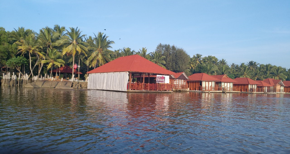 Poovar Backwater Cruise